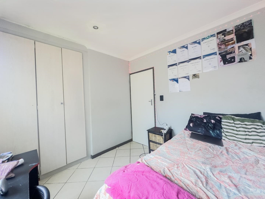 2 Bedroom Property for Sale in Equestria Gauteng