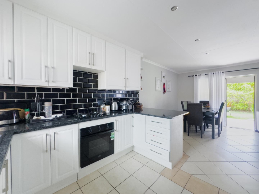 2 Bedroom Property for Sale in Equestria Gauteng