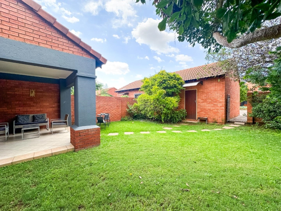 2 Bedroom Property for Sale in Equestria Gauteng