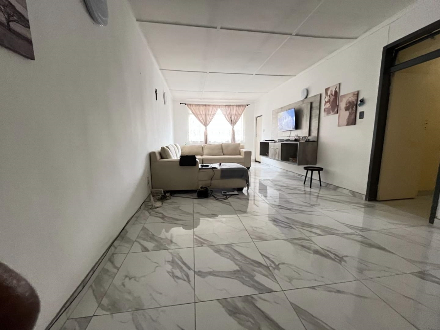 2 Bedroom Property for Sale in Florida Gauteng