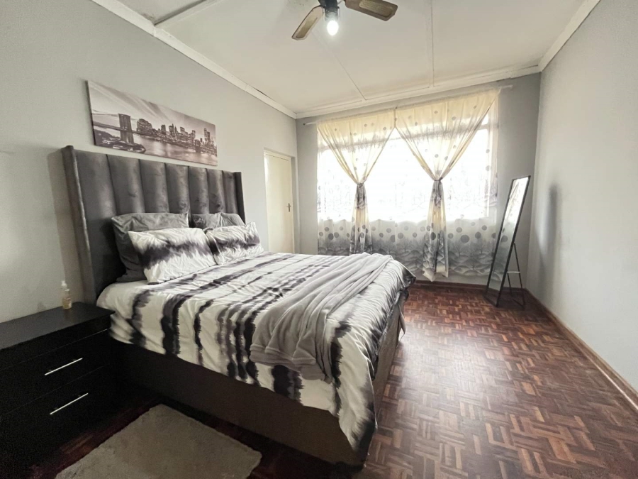 2 Bedroom Property for Sale in Florida Gauteng