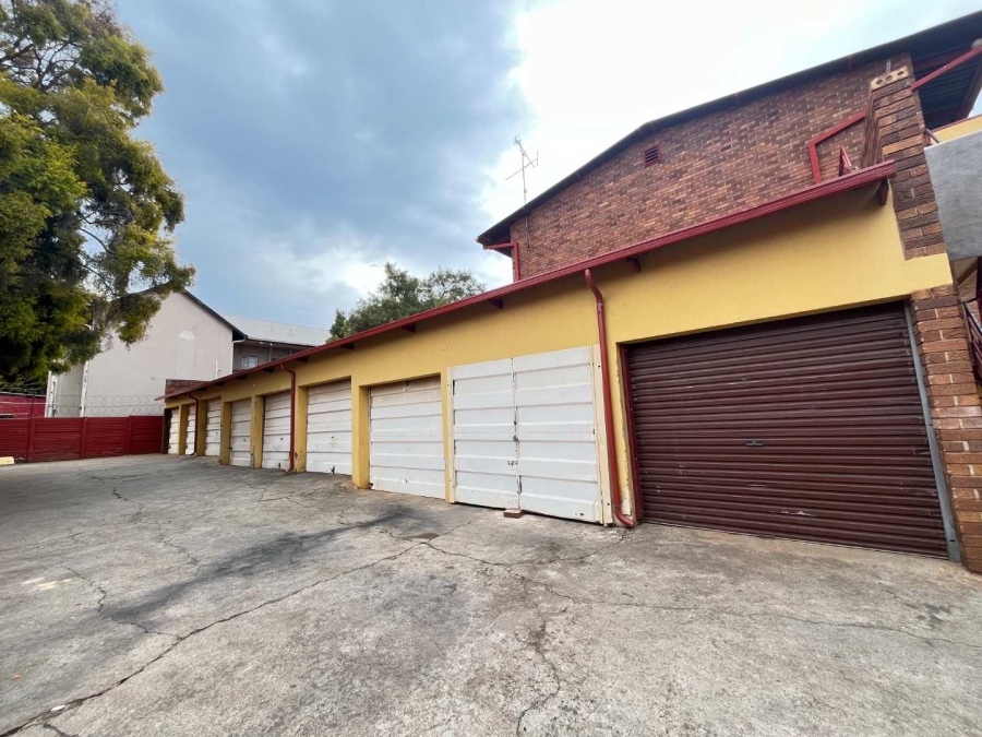 2 Bedroom Property for Sale in Florida Gauteng