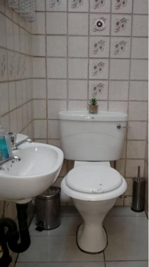To Let 3 Bedroom Property for Rent in Lyndhurst Gauteng