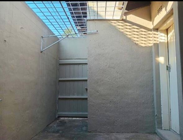 To Let 3 Bedroom Property for Rent in Lyndhurst Gauteng