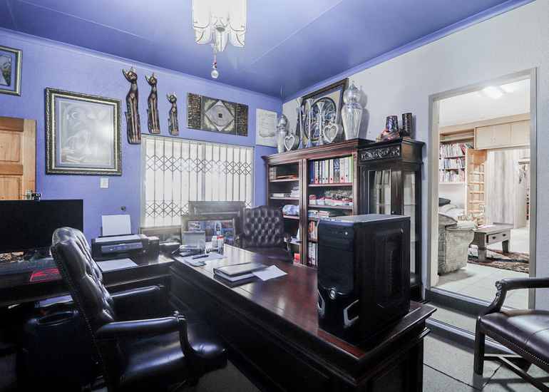 11 Bedroom Property for Sale in Largo Gauteng