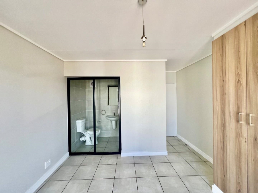 To Let 2 Bedroom Property for Rent in Linbro Park Gauteng