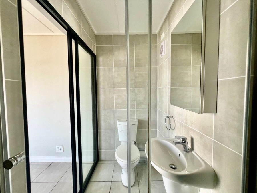 To Let 2 Bedroom Property for Rent in Linbro Park Gauteng