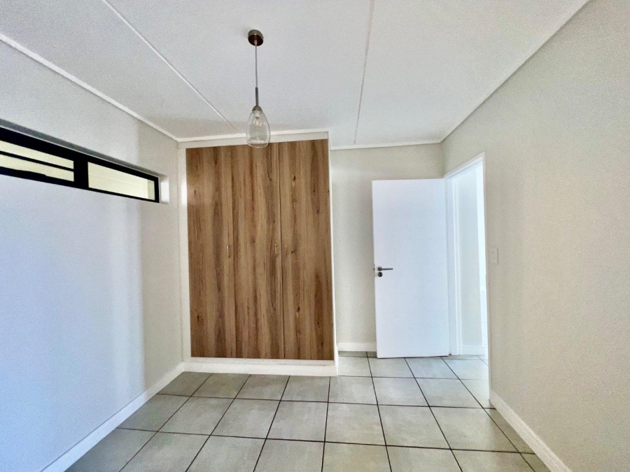 To Let 2 Bedroom Property for Rent in Linbro Park Gauteng