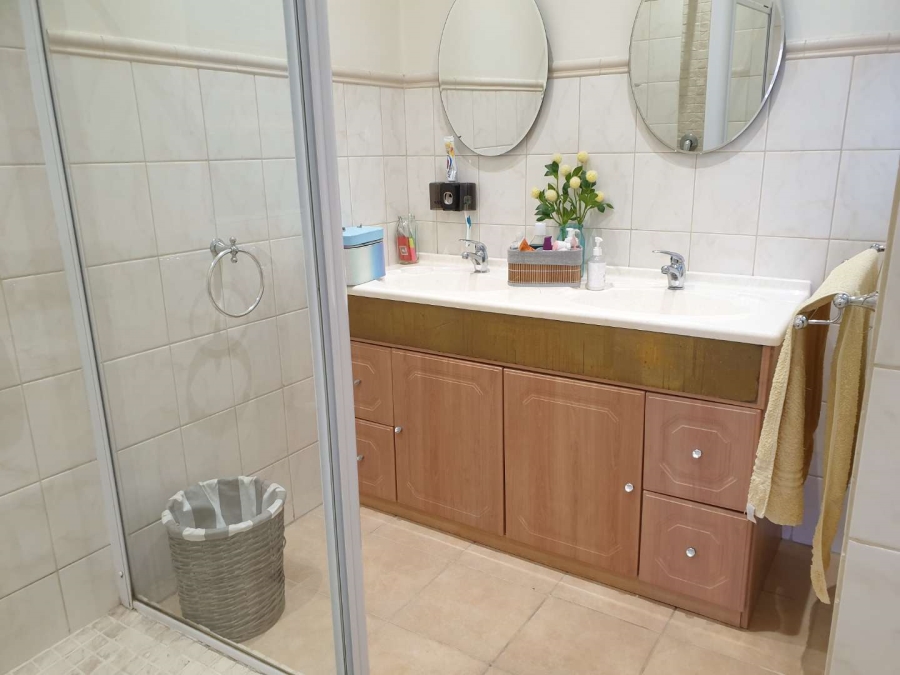 3 Bedroom Property for Sale in Randhart Gauteng
