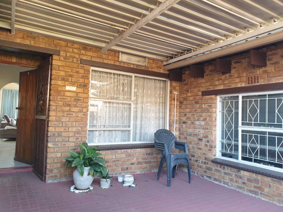 3 Bedroom Property for Sale in Randhart Gauteng