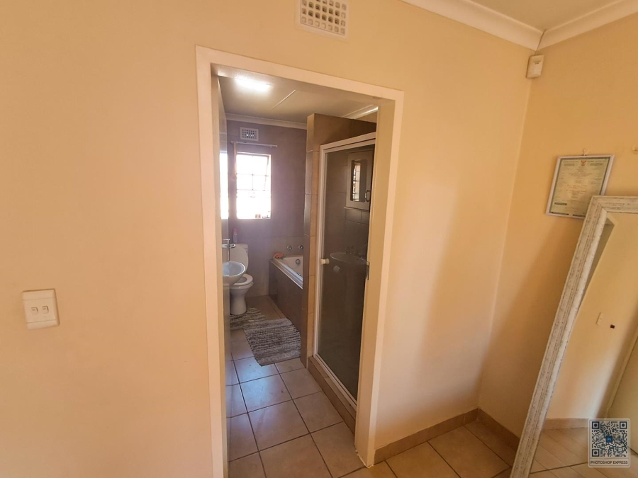 3 Bedroom Property for Sale in Thatch Hill Estate Gauteng