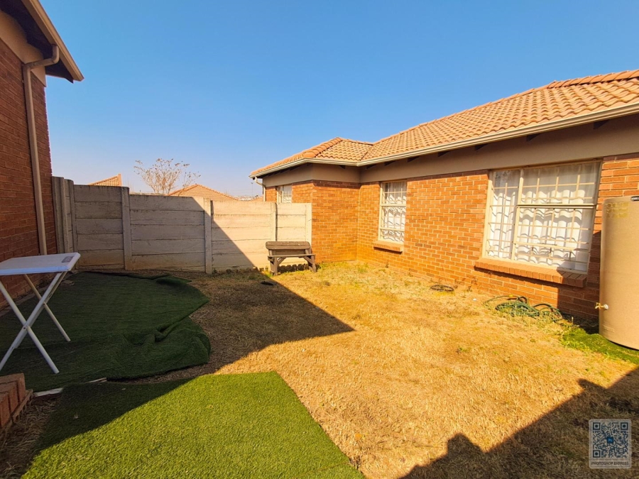 3 Bedroom Property for Sale in Thatch Hill Estate Gauteng