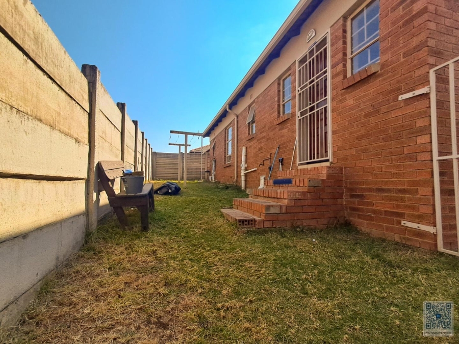 3 Bedroom Property for Sale in Thatch Hill Estate Gauteng