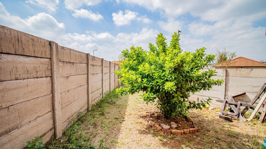 3 Bedroom Property for Sale in Thatch Hill Estate Gauteng