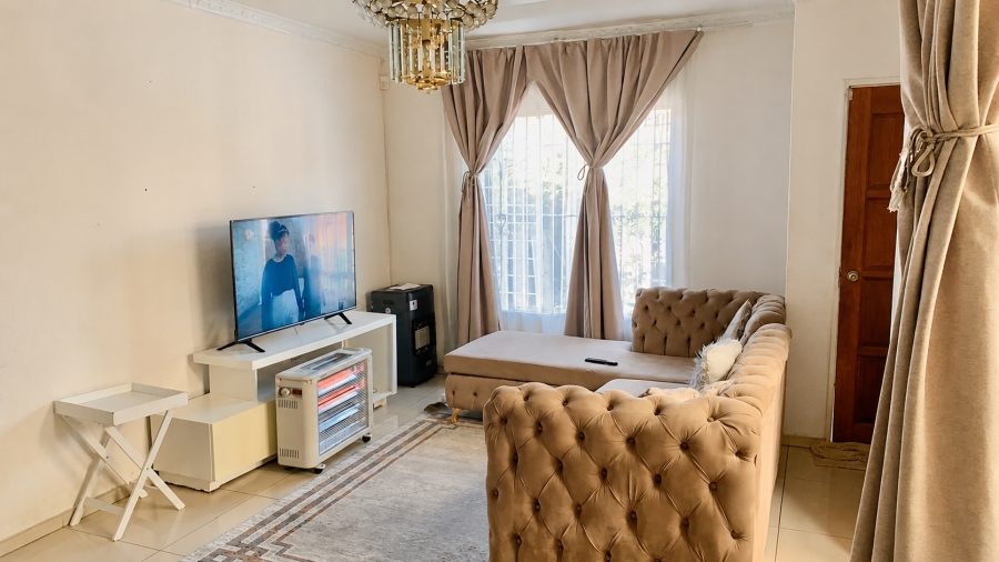 3 Bedroom Property for Sale in Ormonde Gauteng