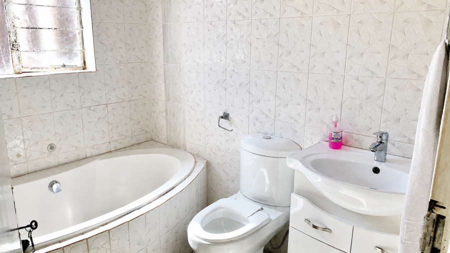 3 Bedroom Property for Sale in Ormonde Gauteng