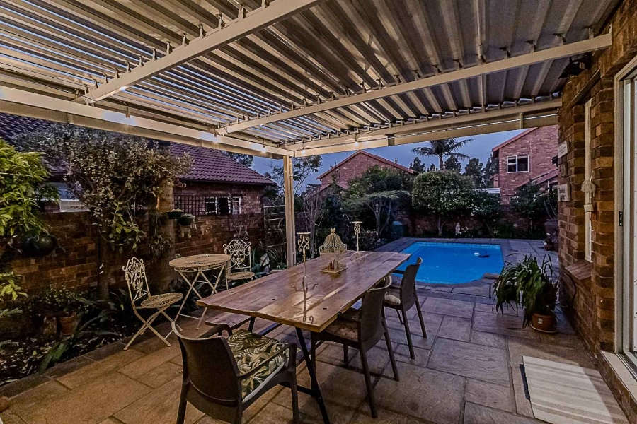 4 Bedroom Property for Sale in Weltevreden Park Gauteng