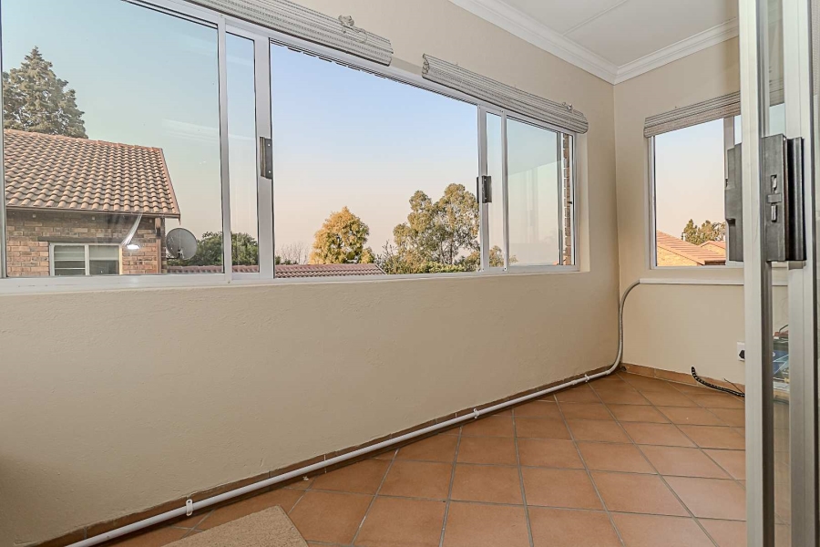 4 Bedroom Property for Sale in Weltevreden Park Gauteng