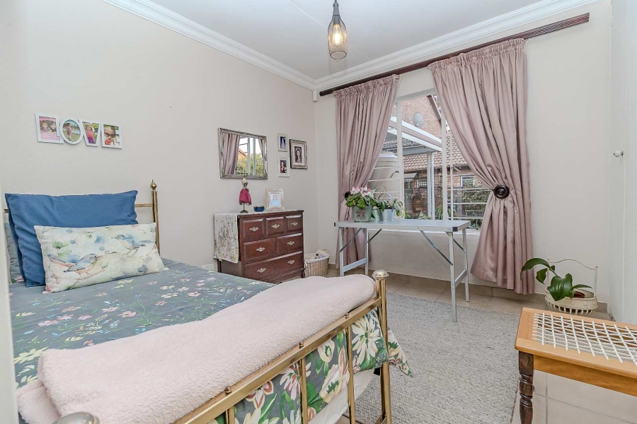 4 Bedroom Property for Sale in Weltevreden Park Gauteng