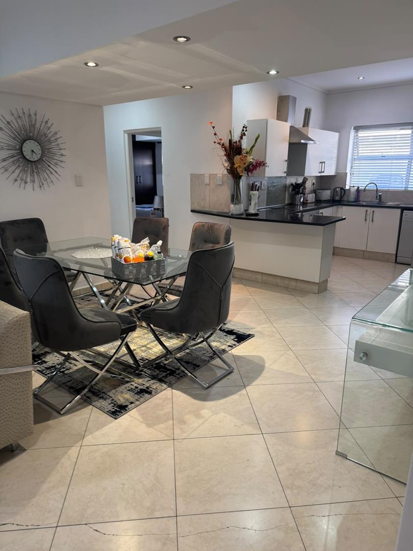 To Let 2 Bedroom Property for Rent in Morningside Gauteng
