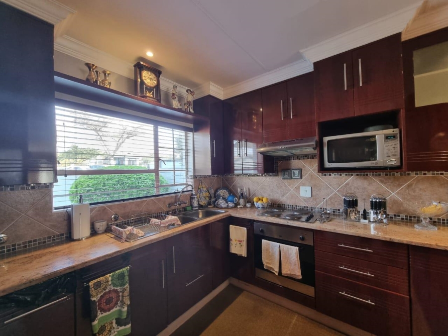 To Let 2 Bedroom Property for Rent in Moreleta Park Gauteng