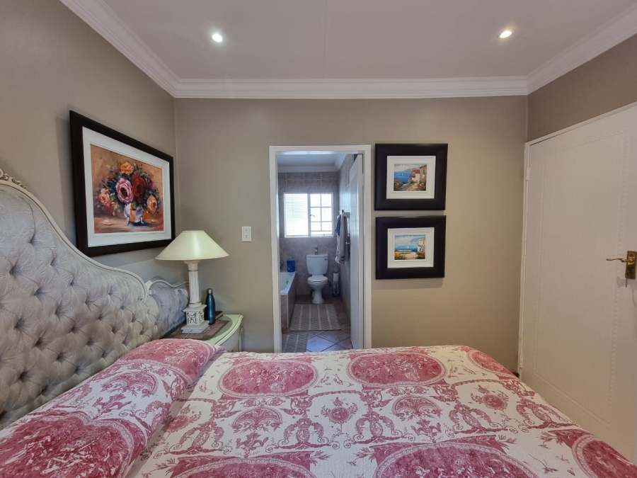 To Let 2 Bedroom Property for Rent in Moreleta Park Gauteng