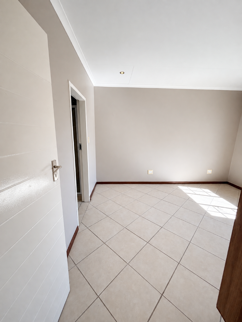 2 Bedroom Property for Sale in Mooikloof Ridge Gauteng