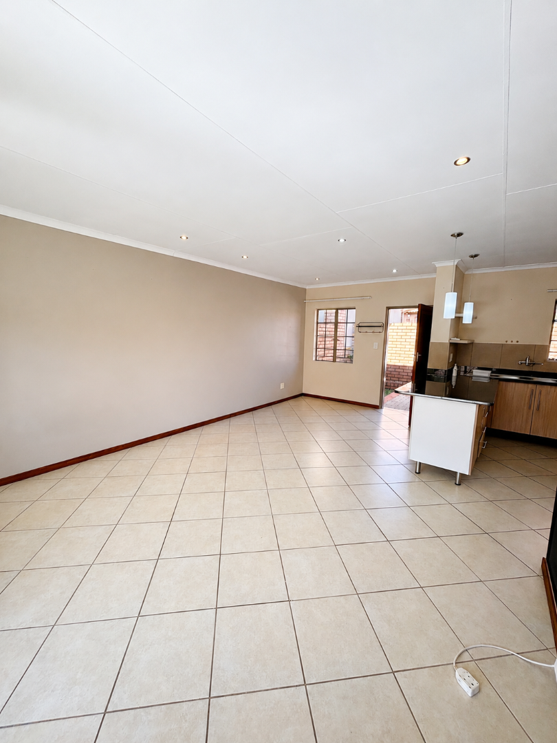 2 Bedroom Property for Sale in Mooikloof Ridge Gauteng