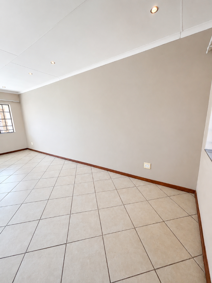 2 Bedroom Property for Sale in Mooikloof Ridge Gauteng
