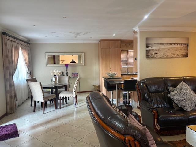 3 Bedroom Property for Sale in Dunnottar Gauteng
