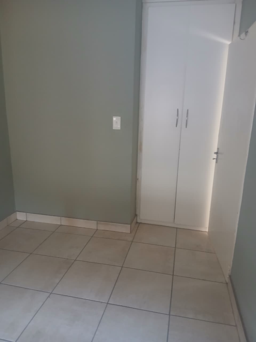 3 Bedroom Property for Sale in Elspark Gauteng