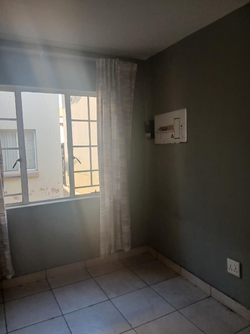 3 Bedroom Property for Sale in Elspark Gauteng