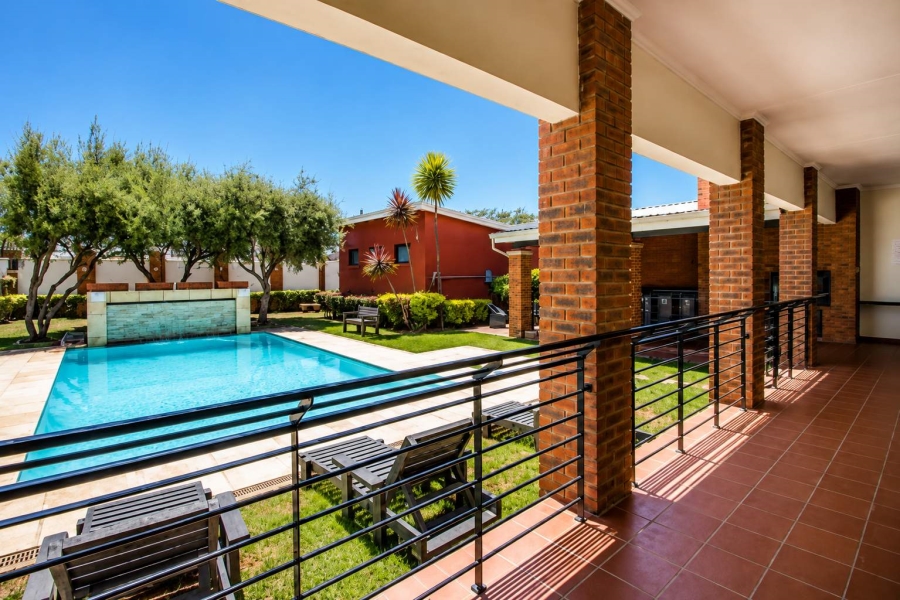 To Let 2 Bedroom Property for Rent in Modderfontein Gauteng
