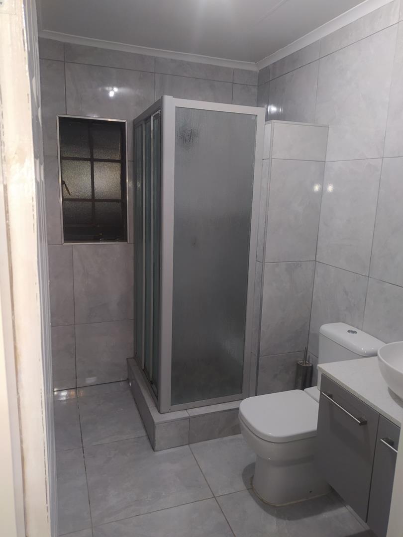 3 Bedroom Property for Sale in Noordwyk Gauteng