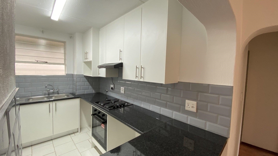 To Let 2 Bedroom Property for Rent in Kensington B Gauteng