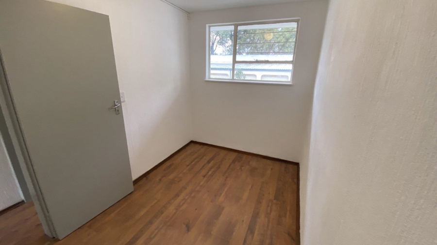 To Let 2 Bedroom Property for Rent in Kensington B Gauteng