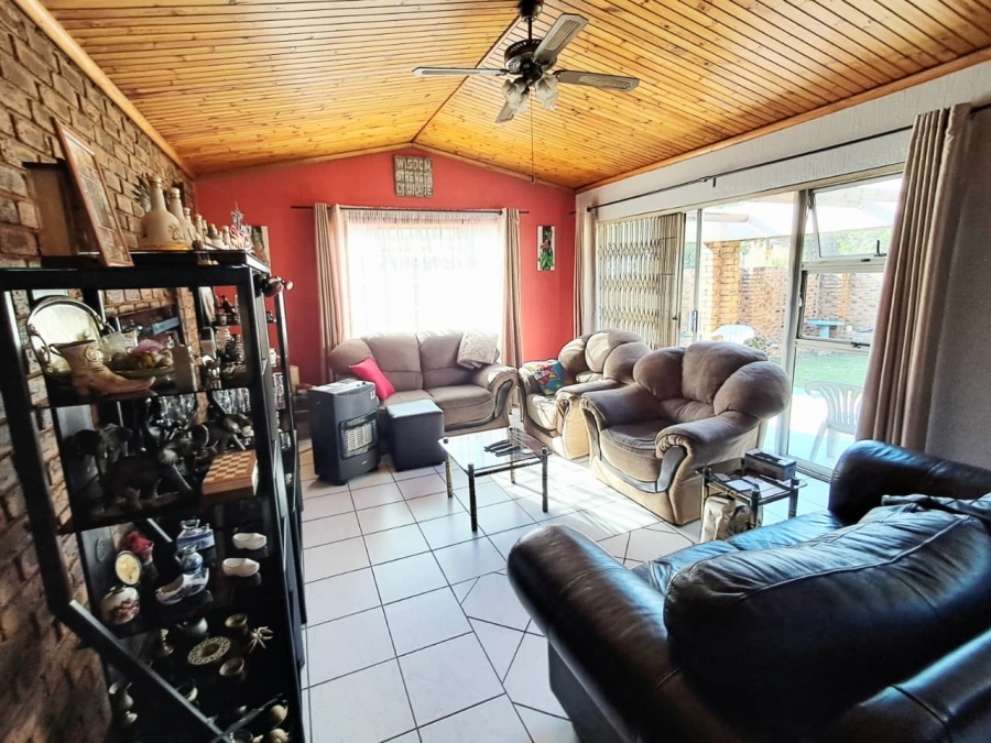 3 Bedroom Property for Sale in Randhart Gauteng