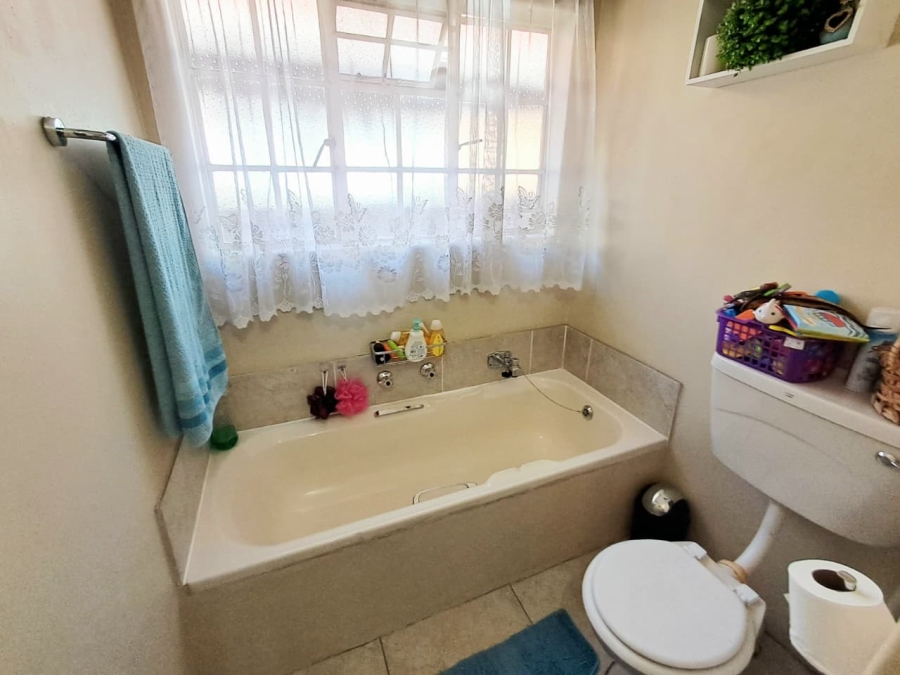 3 Bedroom Property for Sale in Randhart Gauteng