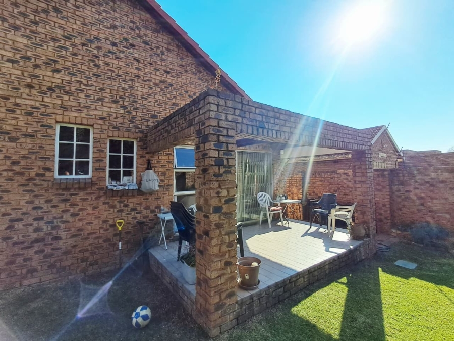 3 Bedroom Property for Sale in Randhart Gauteng