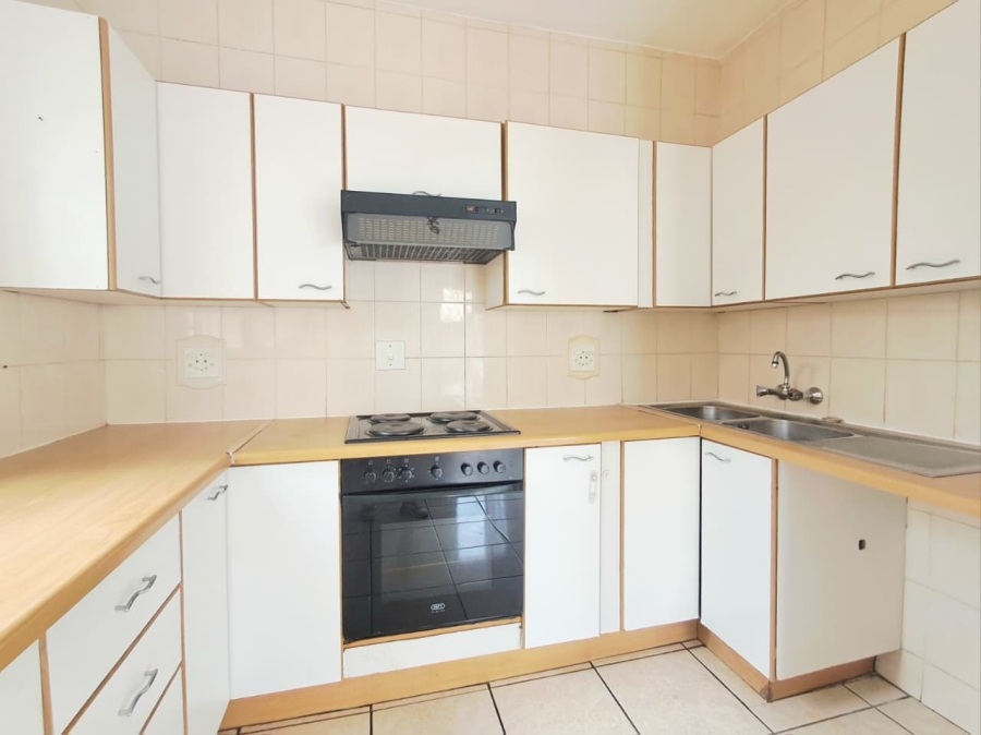 3 Bedroom Property for Sale in New Redruth Gauteng