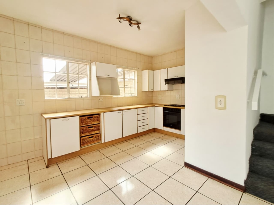 3 Bedroom Property for Sale in New Redruth Gauteng