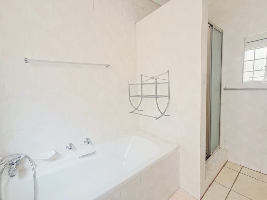 3 Bedroom Property for Sale in New Redruth Gauteng