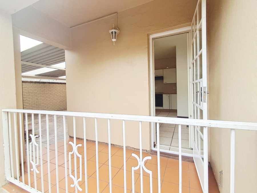 3 Bedroom Property for Sale in New Redruth Gauteng