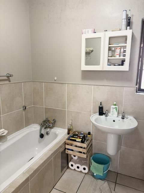 To Let 1 Bedroom Property for Rent in Rivonia Gauteng