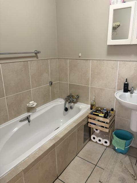 To Let 1 Bedroom Property for Rent in Rivonia Gauteng