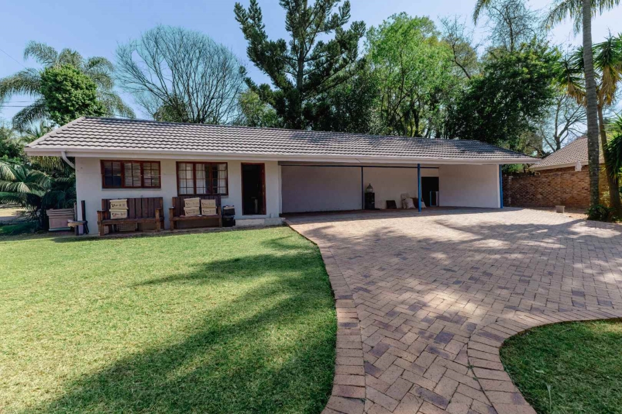 5 Bedroom Property for Sale in Erasmuskloof Gauteng