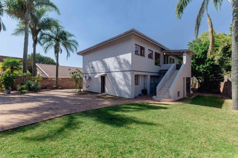 5 Bedroom Property for Sale in Erasmuskloof Gauteng