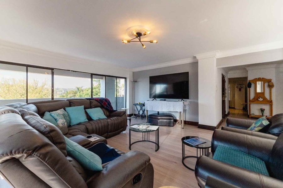 5 Bedroom Property for Sale in Erasmuskloof Gauteng