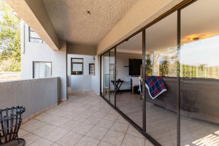 5 Bedroom Property for Sale in Erasmuskloof Gauteng