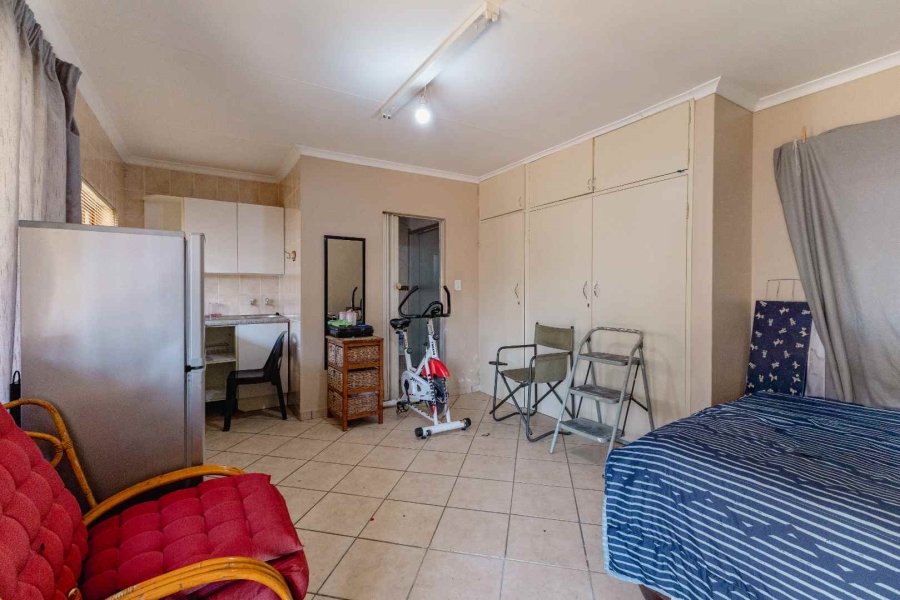 5 Bedroom Property for Sale in Erasmuskloof Gauteng